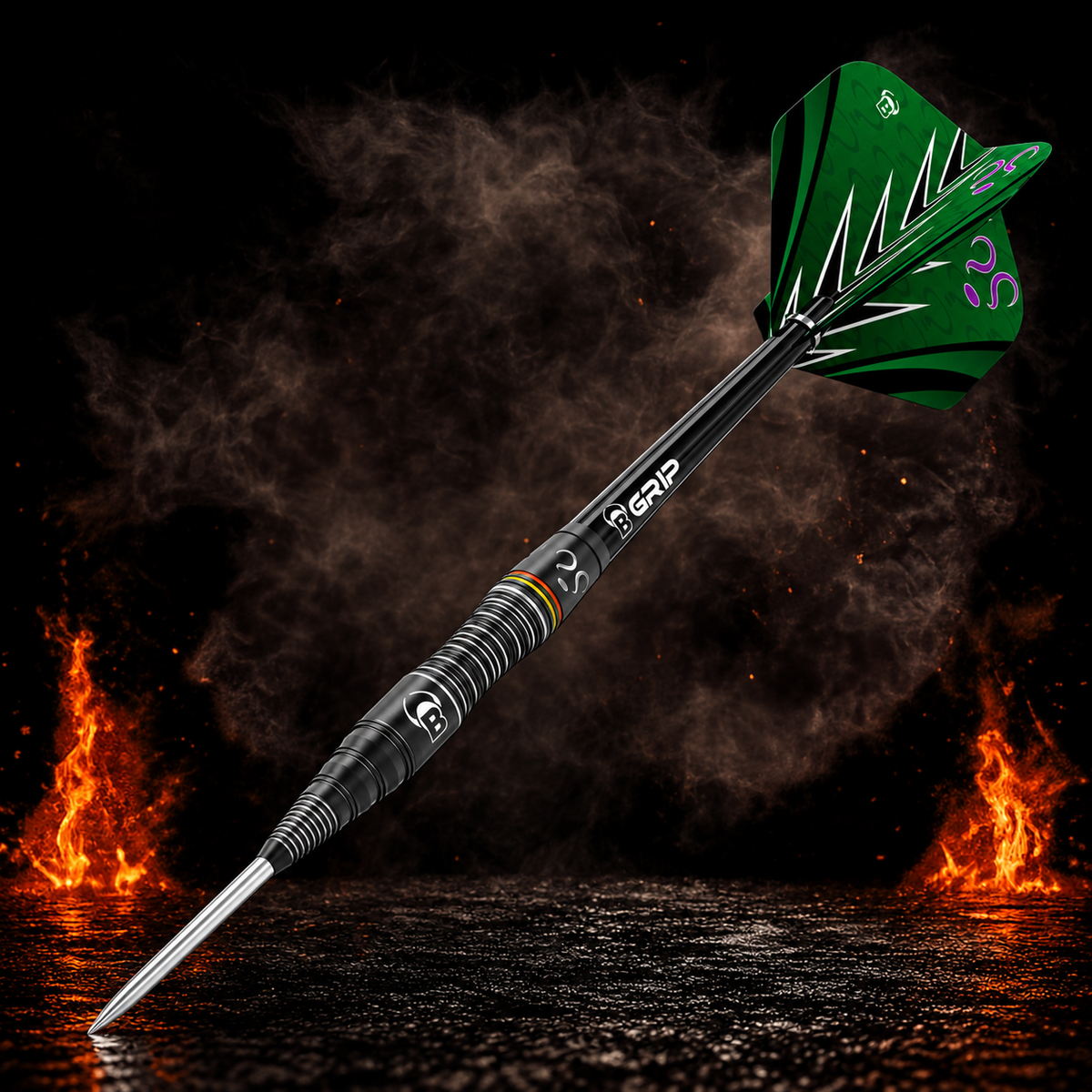 BULL'S Brian Raman Steeldart vor dunklem Rauchhintergrund mit dezenten orangefarbenen Flammen