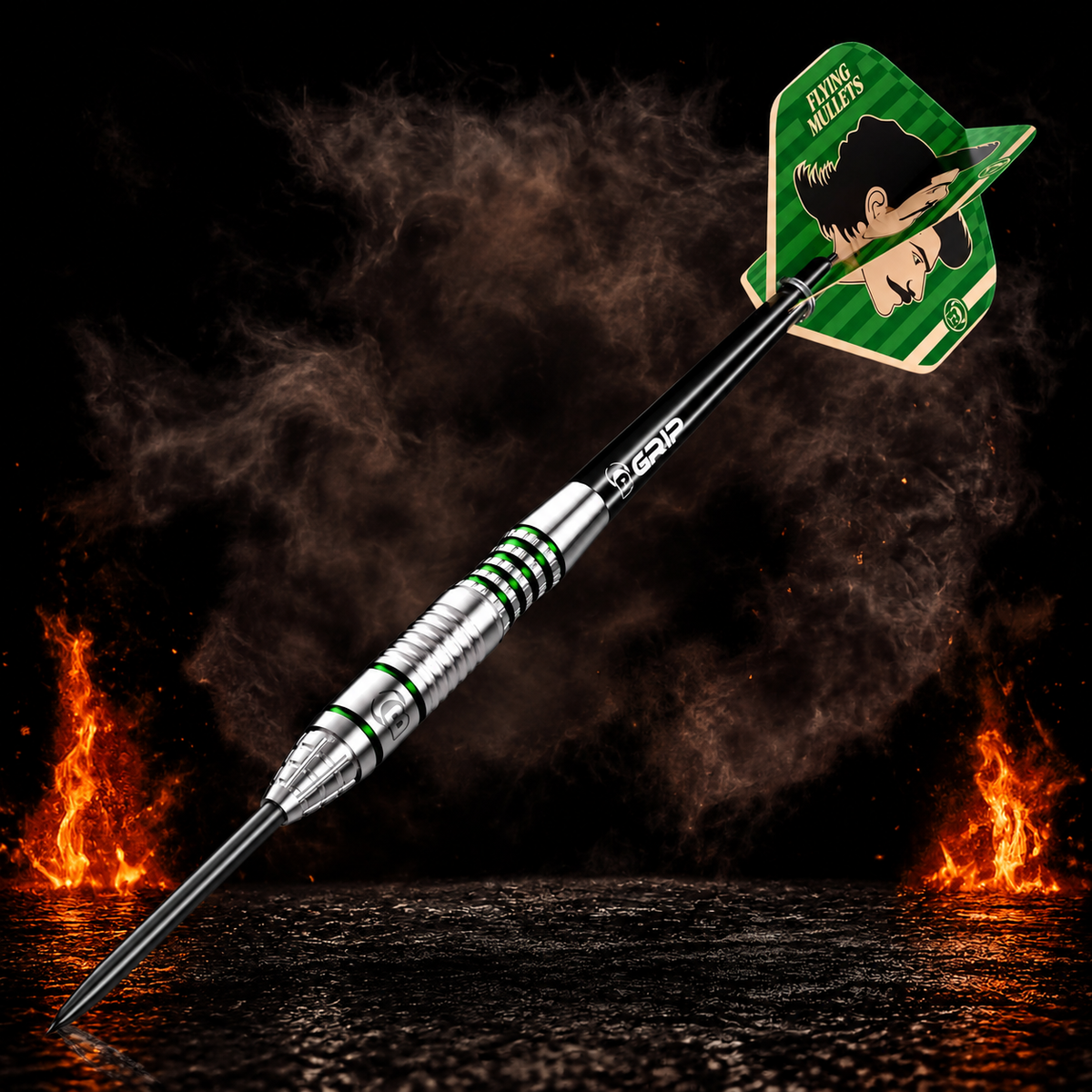 BULL'S Flying Mullet Steeldart 90% vor dunklem Rauchhintergrund mit dezenten orangefarbenen Flammen