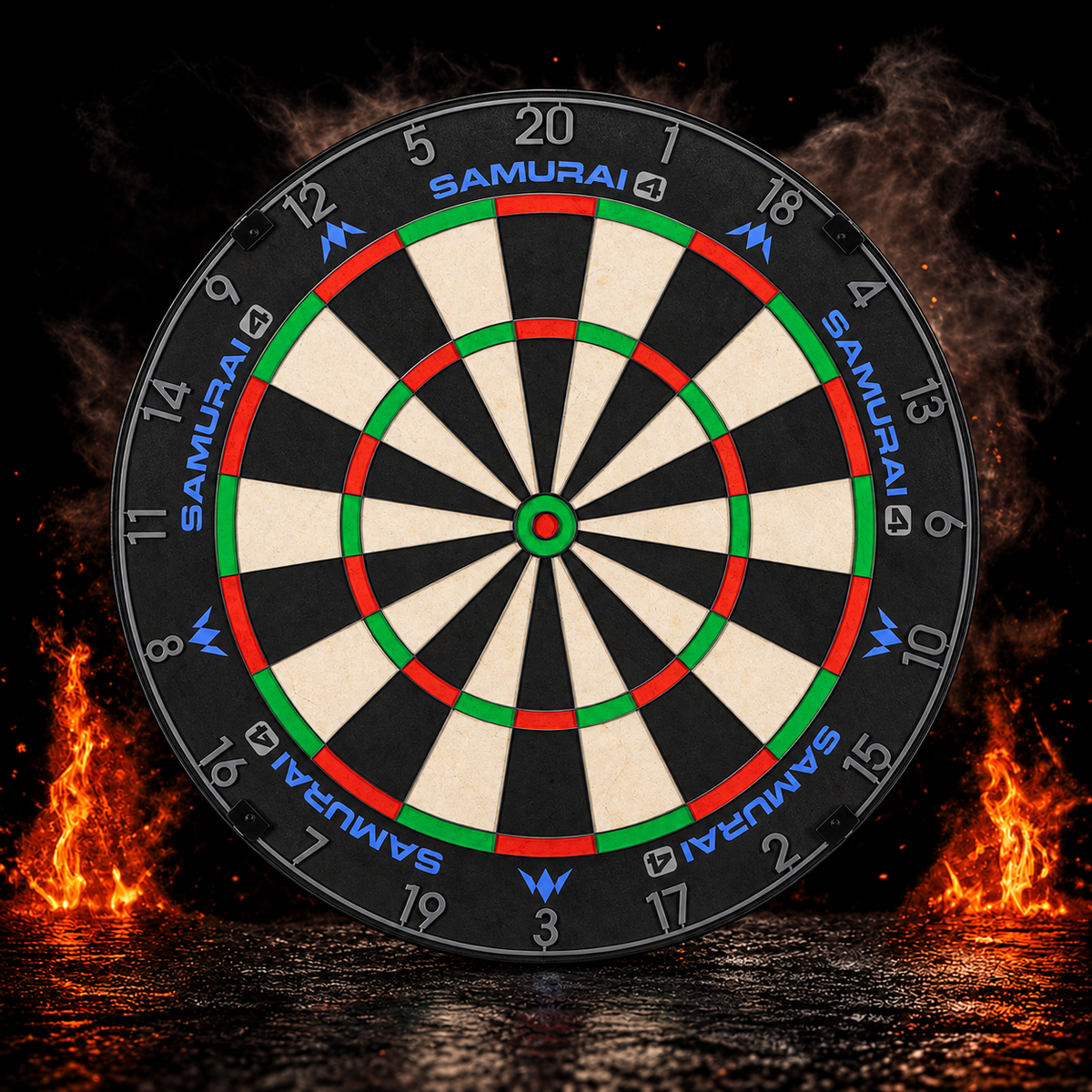 Mission Samurai 4 Dartboard Graphite Grey vor dunklem Rauchhintergrund mit dezenten orangefarbenen Flammen