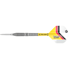 Detailaufnahme des präzisen Barrel Grips der Gabriel Clemens G2 Darts