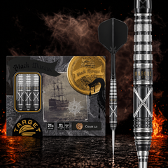Target Japan Black Marque Chaos 2.0 Steeldart 90% – Verpackung, senkrechter Dart und Barrel-Detail vor dunklem Rauchhintergrund